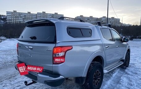 Mitsubishi L200 IV рестайлинг, 2017 год, 2 400 000 рублей, 8 фотография
