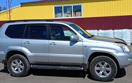 Toyota Land Cruiser Prado 120 рестайлинг, 2006 год, 2 400 000 рублей, 3 фотография