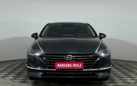 Hyundai Sonata VIII, 2020 год, 2 140 000 рублей, 2 фотография