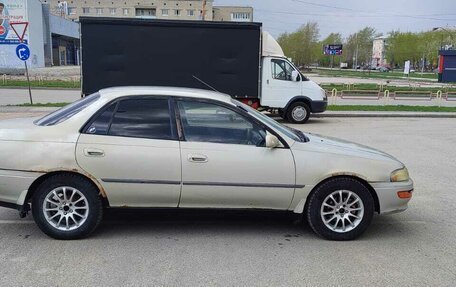 Toyota Carina, 1993 год, 145 000 рублей, 2 фотография