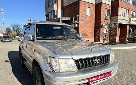 Toyota Land Cruiser Prado 90 рестайлинг, 2001 год, 1 100 000 рублей, 2 фотография