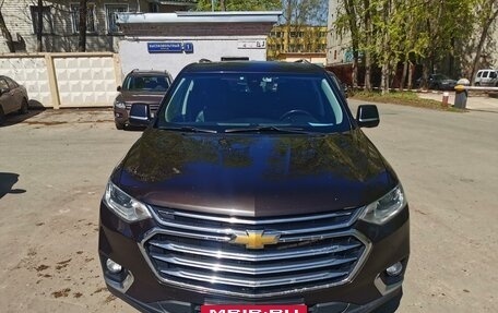 Chevrolet Traverse II, 2018 год, 3 200 000 рублей, 2 фотография