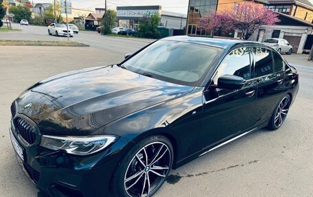 BMW 3 серия, 2019 год, 4 850 000 рублей, 2 фотография