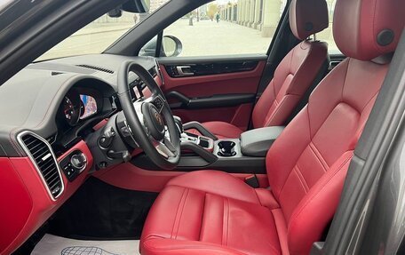 Porsche Cayenne III, 2018 год, 7 750 000 рублей, 9 фотография