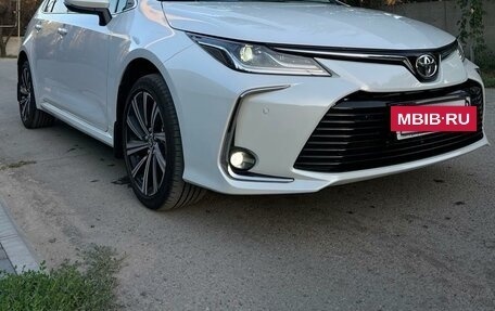 Toyota Corolla, 2022 год, 3 500 000 рублей, 3 фотография
