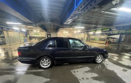 Mercedes-Benz E-Класс, 2001 год, 375 000 рублей, 2 фотография