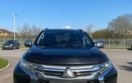 Mitsubishi Pajero Sport III рестайлинг, 2018 год, 3 450 000 рублей, 3 фотография