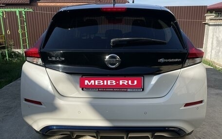 Nissan Leaf II, 2018 год, 1 920 000 рублей, 6 фотография