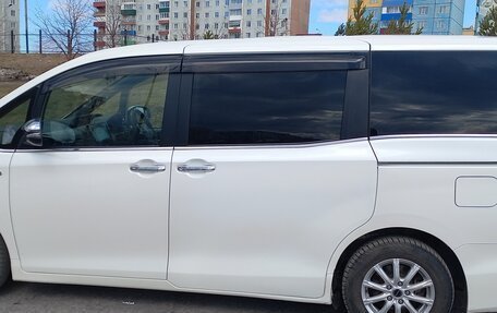 Toyota Noah III, 2016 год, 2 100 000 рублей, 5 фотография