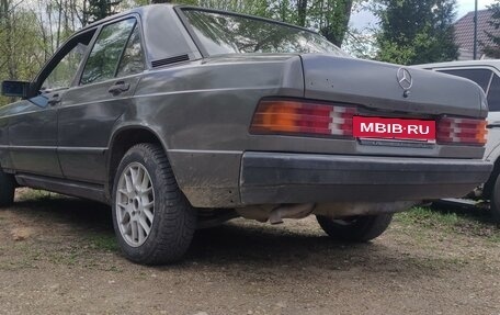 Mercedes-Benz 190 (W201), 1984 год, 325 000 рублей, 3 фотография
