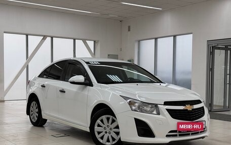 Chevrolet Cruze II, 2014 год, 999 000 рублей, 3 фотография