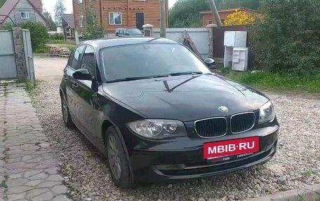 BMW 1 серия, 2009 год, 850 000 рублей, 4 фотография
