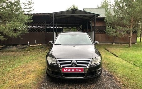 Volkswagen Passat B6, 2007 год, 815 000 рублей, 2 фотография