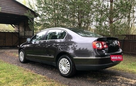 Volkswagen Passat B6, 2007 год, 815 000 рублей, 6 фотография