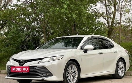 Toyota Camry, 2018 год, 3 100 000 рублей, 6 фотография