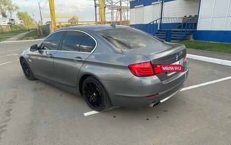 BMW 5 серия, 2011 год, 1 850 000 рублей, 3 фотография