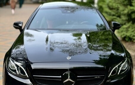 Mercedes-Benz E-Класс, 2017 год, 4 300 000 рублей, 4 фотография