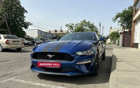 Ford Mustang VI рестайлинг, 2017 год, 3 050 000 рублей, 2 фотография