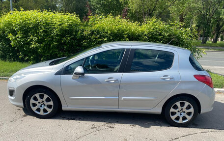 Peugeot 308 II, 2012 год, 1 000 000 рублей, 2 фотография