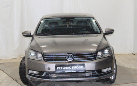 Volkswagen Passat B7, 2011 год, 1 299 000 рублей, 2 фотография