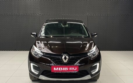 Renault Kaptur I рестайлинг, 2016 год, 1 640 000 рублей, 2 фотография