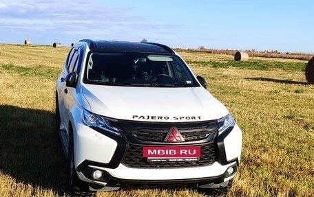 Mitsubishi Pajero Sport III рестайлинг, 2017 год, 3 500 000 рублей, 3 фотография