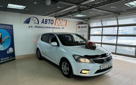 KIA cee'd I рестайлинг, 2010 год, 750 000 рублей, 3 фотография