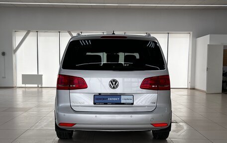 Volkswagen Touran III, 2012 год, 1 380 000 рублей, 6 фотография