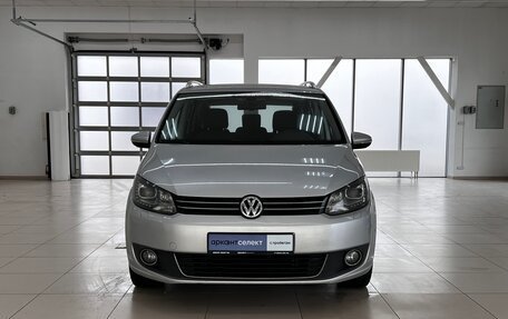 Volkswagen Touran III, 2012 год, 1 380 000 рублей, 5 фотография