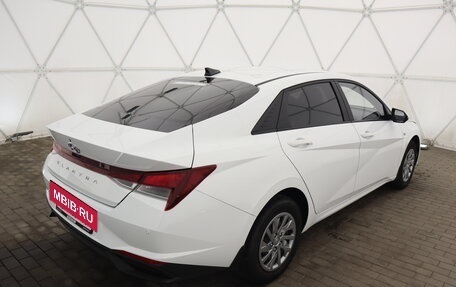Hyundai Elantra, 2021 год, 2 190 000 рублей, 3 фотография