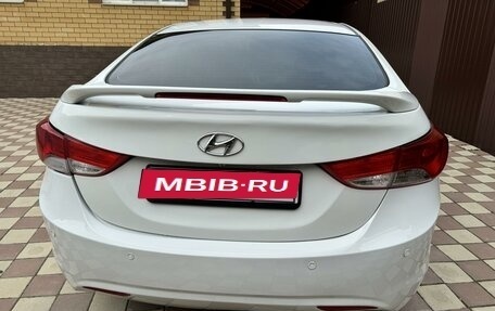 Hyundai Avante, 2011 год, 950 000 рублей, 6 фотография