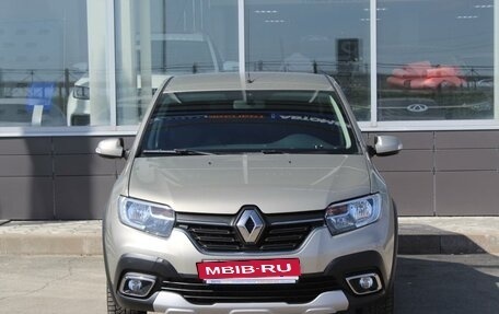 Renault Logan II, 2020 год, 1 290 000 рублей, 2 фотография