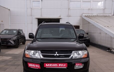 Mitsubishi Montero III, 2002 год, 1 000 000 рублей, 2 фотография
