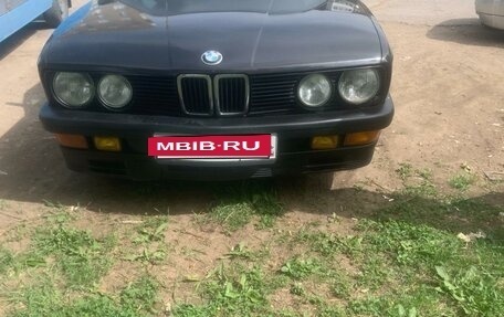 BMW 5 серия, 1986 год, 400 000 рублей, 2 фотография