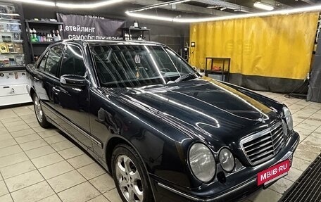 Mercedes-Benz E-Класс, 2000 год, 720 000 рублей, 2 фотография