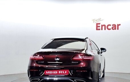 Mercedes-Benz E-Класс, 2021 год, 5 800 000 рублей, 4 фотография