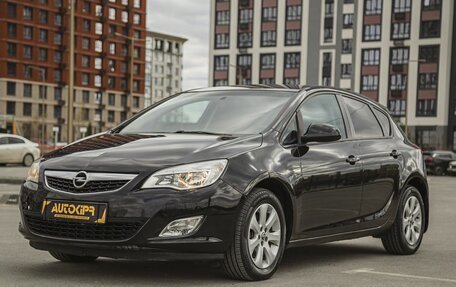 Opel Astra J, 2010 год, 765 000 рублей, 3 фотография