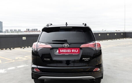 Toyota RAV4, 2018 год, 2 938 000 рублей, 6 фотография