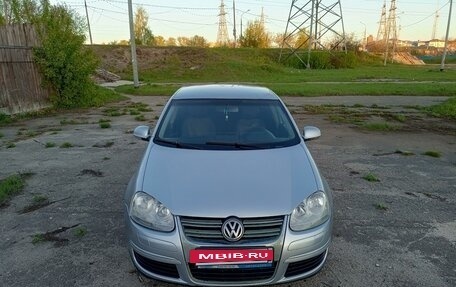 Volkswagen Jetta VI, 2006 год, 483 000 рублей, 2 фотография