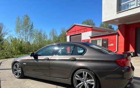 BMW 5 серия, 2010 год, 2 000 000 рублей, 3 фотография