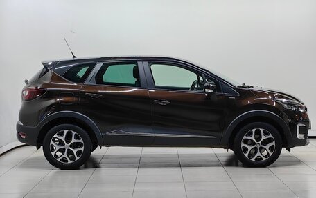 Renault Kaptur I рестайлинг, 2017 год, 1 398 000 рублей, 5 фотография