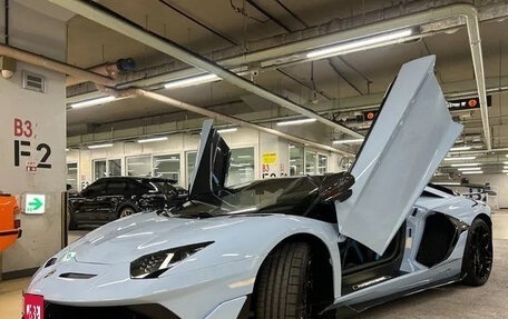 Lamborghini Aventador I рестайлинг, 2021 год, 64 500 000 рублей, 2 фотография