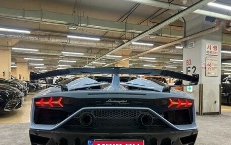 Lamborghini Aventador I рестайлинг, 2021 год, 64 500 000 рублей, 4 фотография