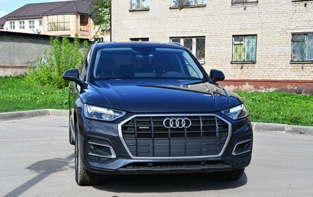 Audi Q5, 2021 год, 3 780 000 рублей, 2 фотография