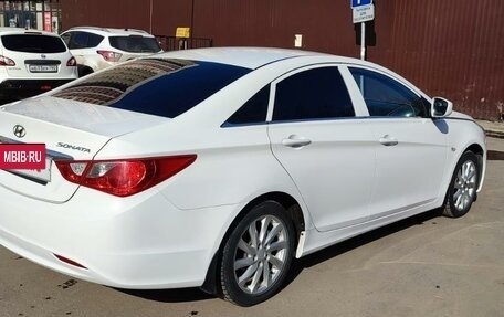 Hyundai Sonata VI, 2011 год, 1 150 000 рублей, 3 фотография