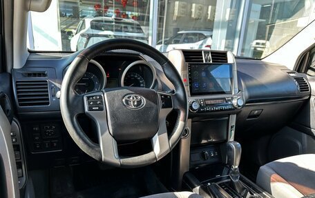 Toyota Land Cruiser Prado 150 рестайлинг 2, 2010 год, 2 775 000 рублей, 6 фотография