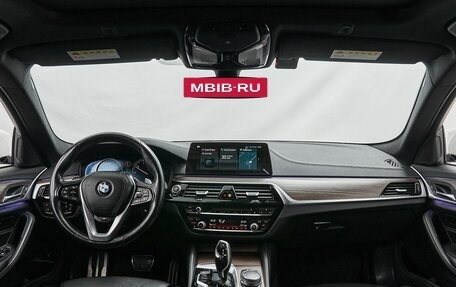 BMW 5 серия, 2017 год, 3 990 000 рублей, 10 фотография