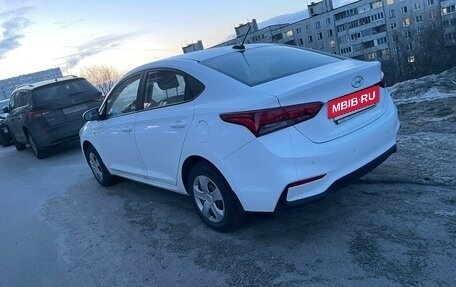 Hyundai Solaris II рестайлинг, 2017 год, 1 199 000 рублей, 2 фотография