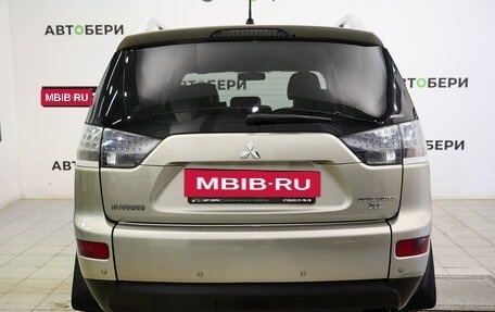 Mitsubishi Outlander III рестайлинг 3, 2007 год, 1 167 000 рублей, 4 фотография