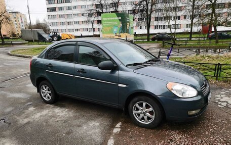Hyundai Verna II, 2008 год, 440 000 рублей, 3 фотография